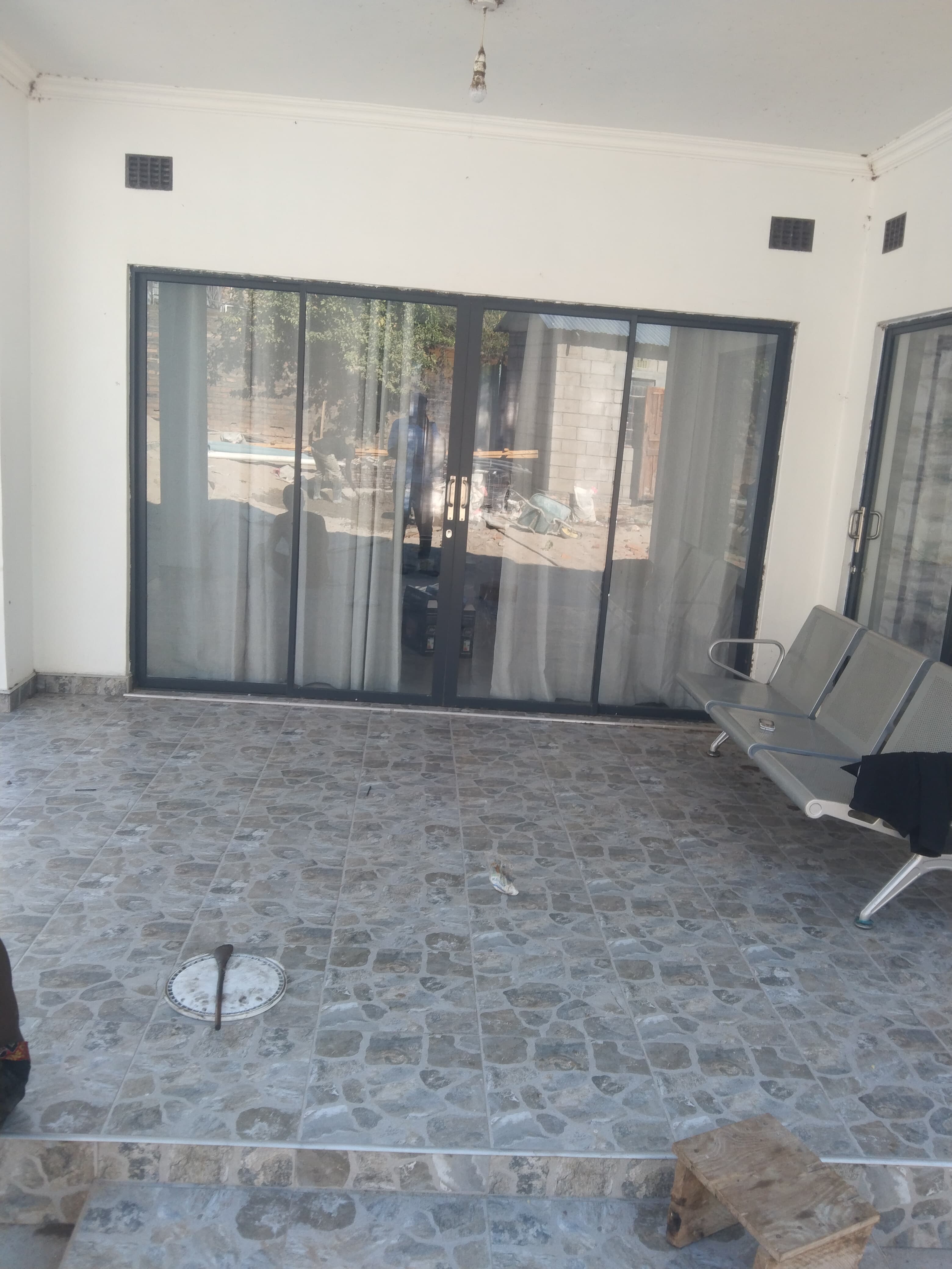 House Window Glazing Professional glass glazing for house windows Lilongwe