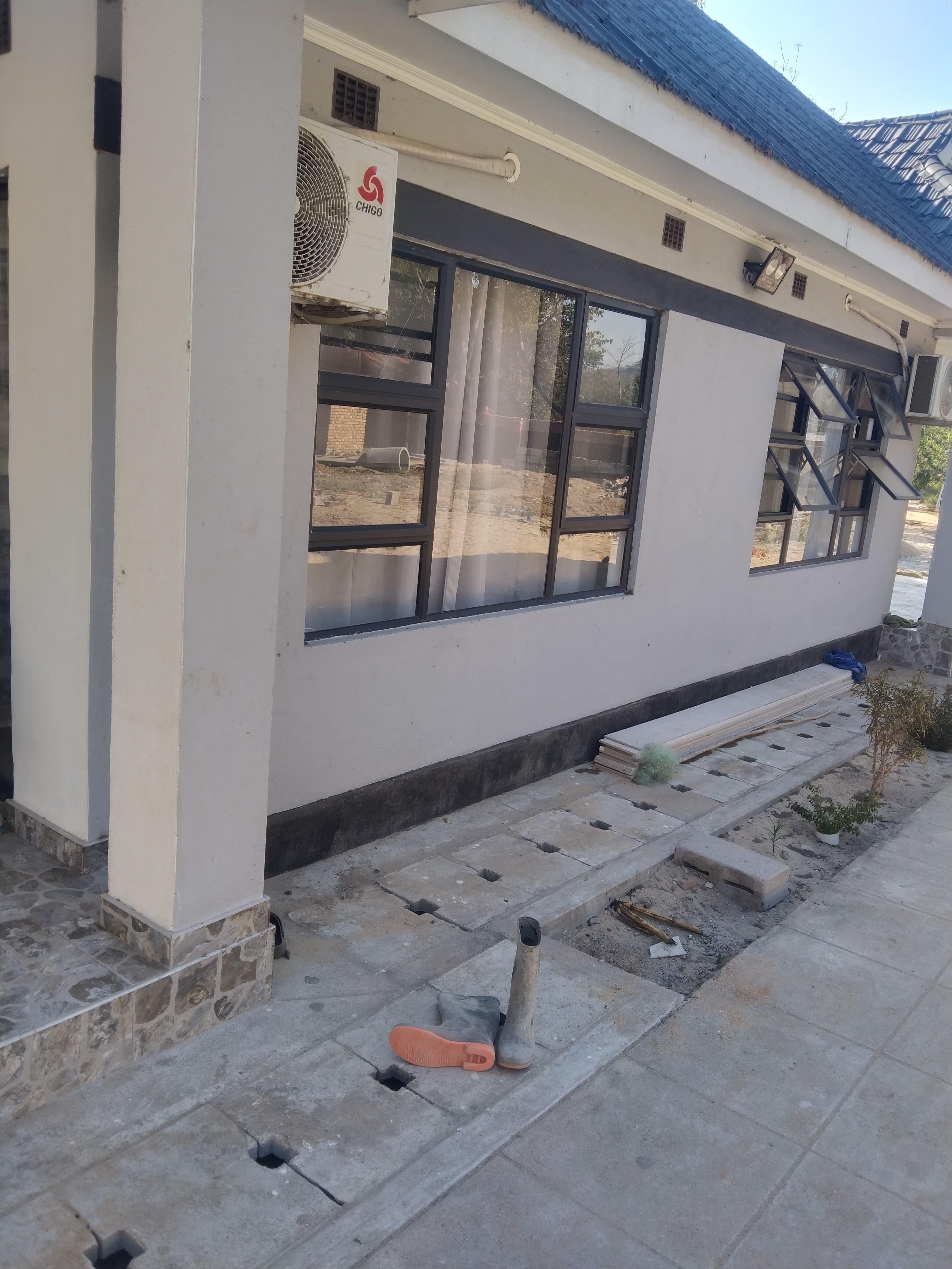 Custom Glass Glazing Custom glass glazing for windows and doors